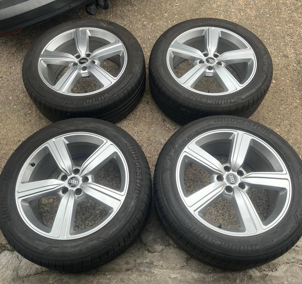 Audi e tron 20 inch Originele Velgen met Zomerbanden nieuw, Auto-onderdelen, 255 mm, Banden en Velgen, Nieuw, Ophalen of Verzenden