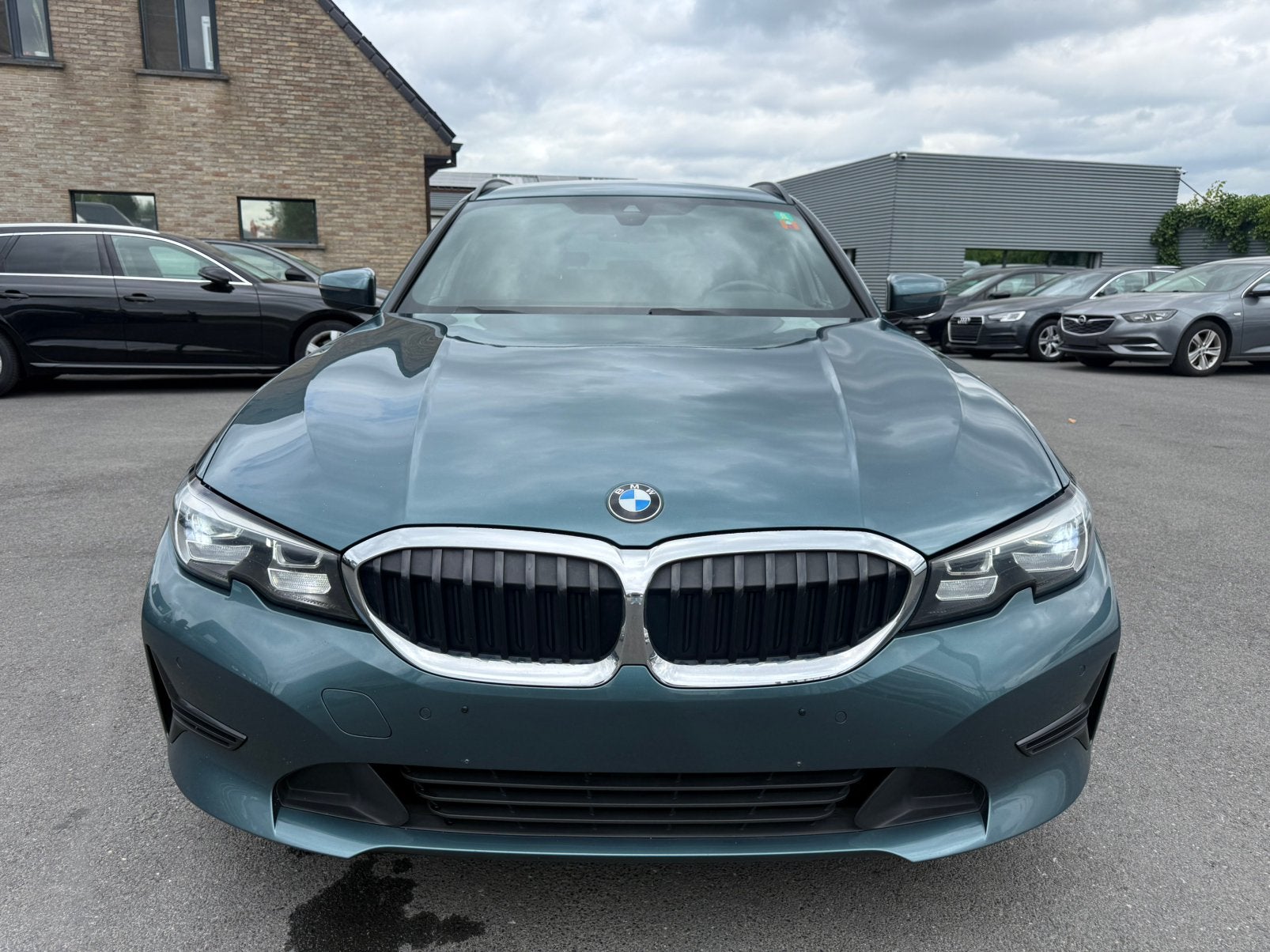 BMW 318i/2.0 ESSENCE/AUTOMATIQUE/2021, Autos, BMW, Achat, Euro 6, Entreprise, Entretenue par le concessionnaire
