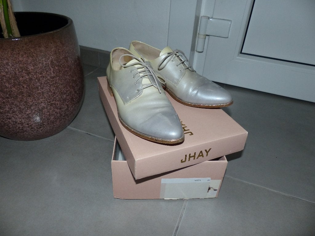 Jhay feestelijke instappers - maat 38, Kleding | Dames, Schoenen, Jhay, Ophalen of Verzenden, Gedragen, Instappers