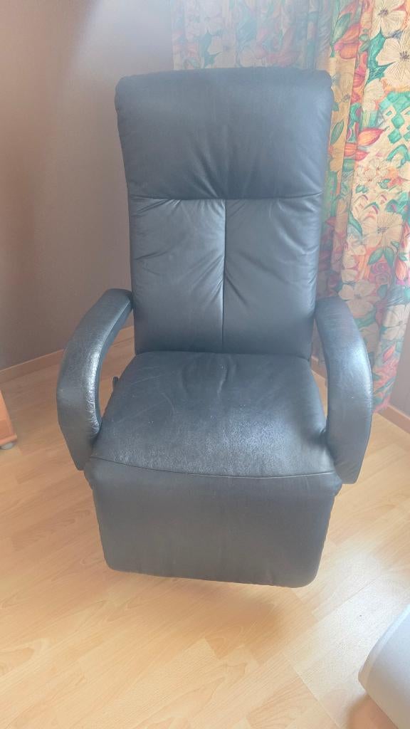 Leder relax zetel manueel, Ophalen, Zo goed als nieuw, Leer