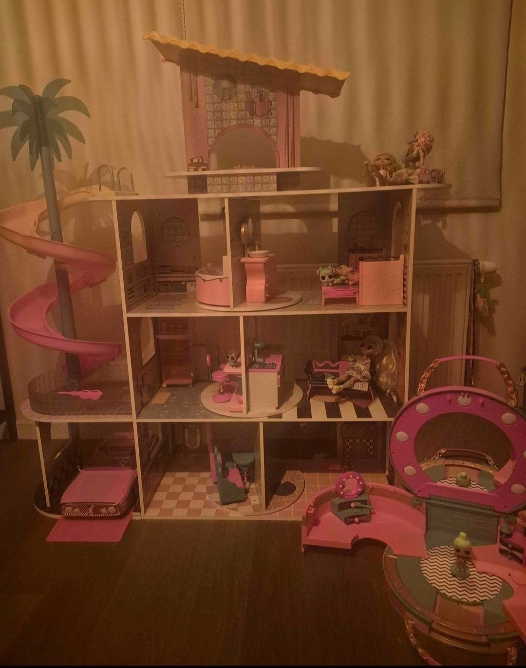 luxe l.o.l suprise huis met toebehoren met draaibare muren, Collections, Enlèvement, Comme neuf
