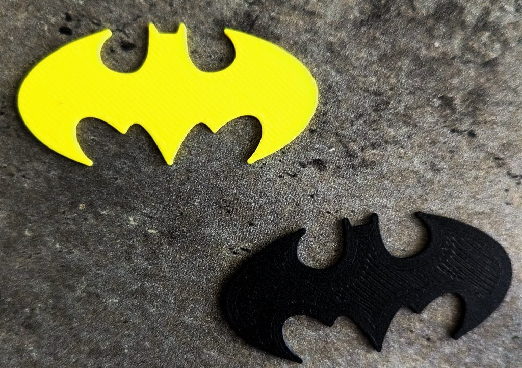 BATMAN 2X LOGO plastic  yellow & black, Ophalen of Verzenden, Nieuw