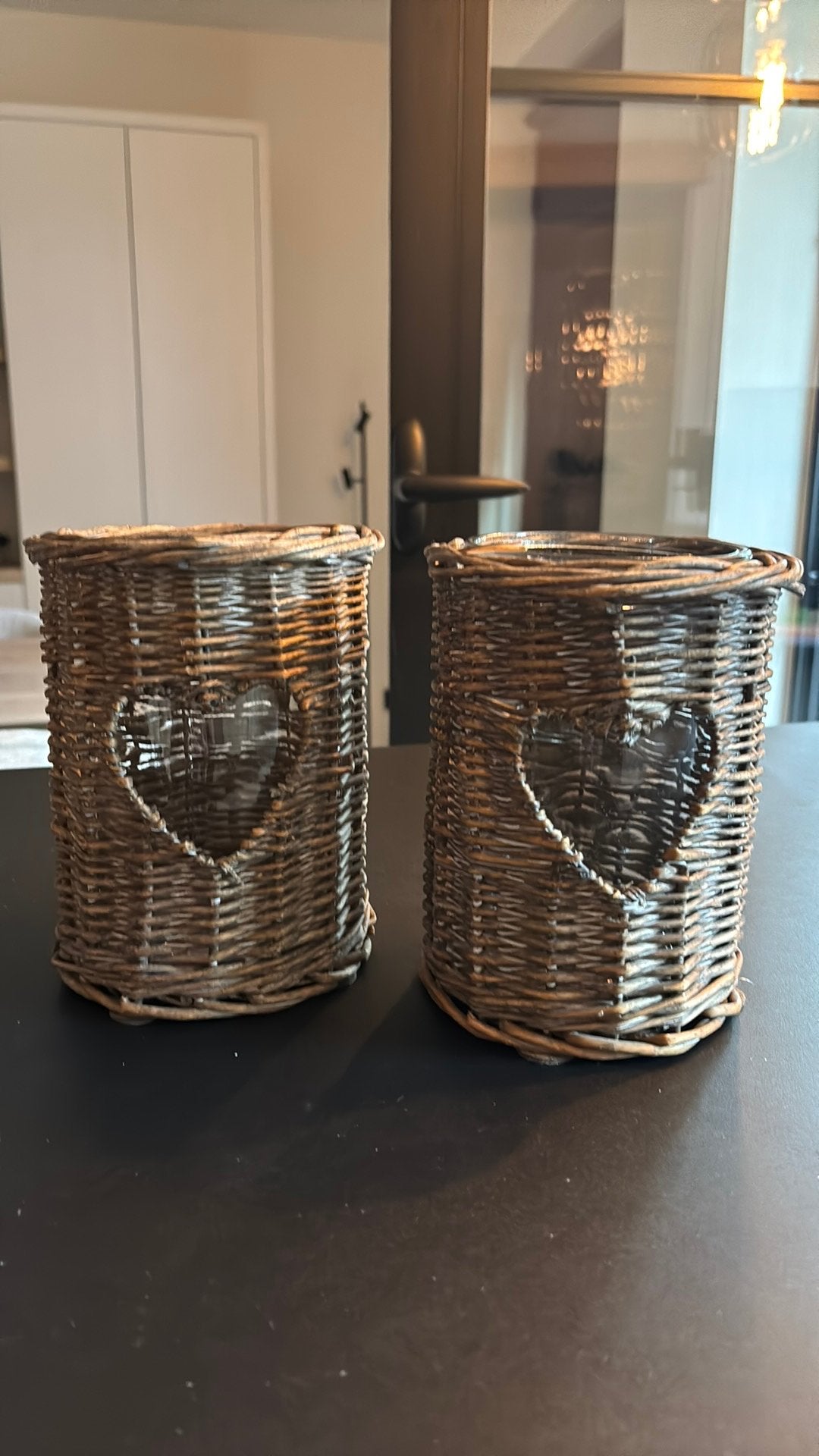 2 Rieten  theelicht houders met ️ vorm, Huis en Inrichting, Ophalen, Zo goed als nieuw