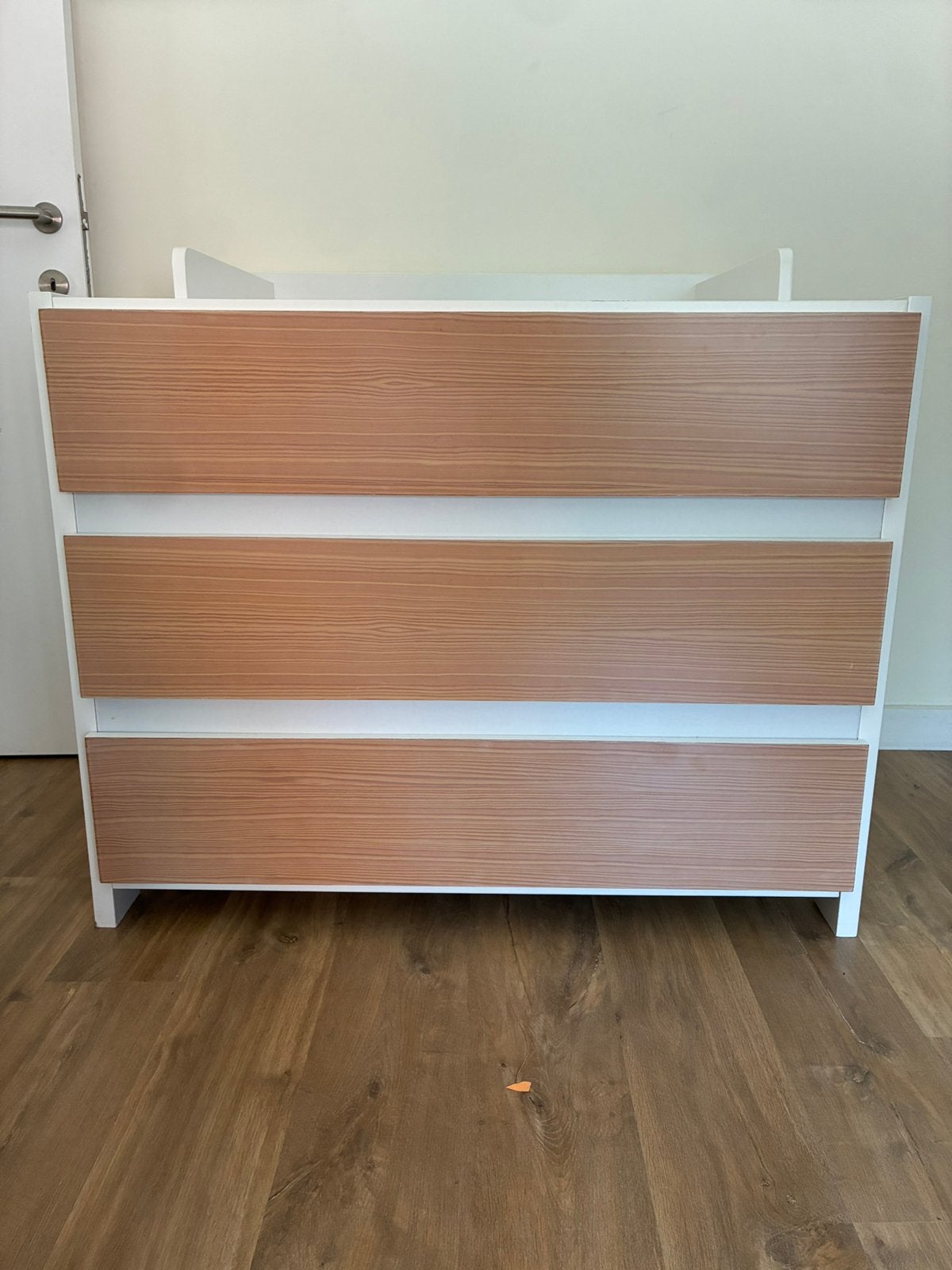 Table à langer d'allaitement - Bon état, Enfants & Bébés, Chambre d'enfant | Commodes & Armoires, Enlèvement, Comme neuf, Commode