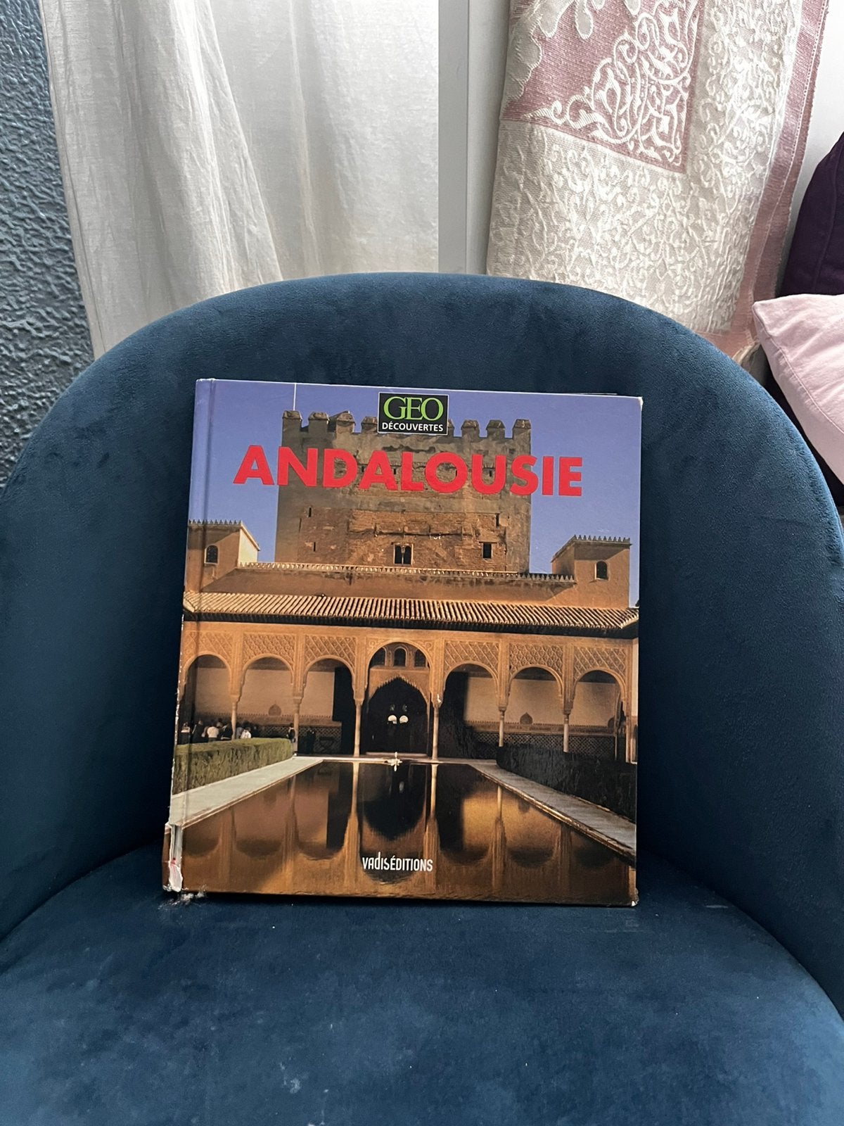Lot de 4 livres – Collection Géo Découverte, Ophalen of Verzenden, Zo goed als nieuw