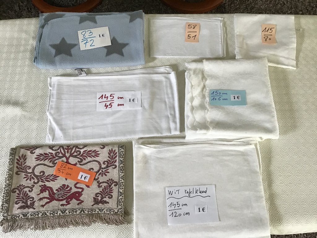 7 nappes pour seulement 1 euro, Enlèvement ou Envoi, Comme neuf