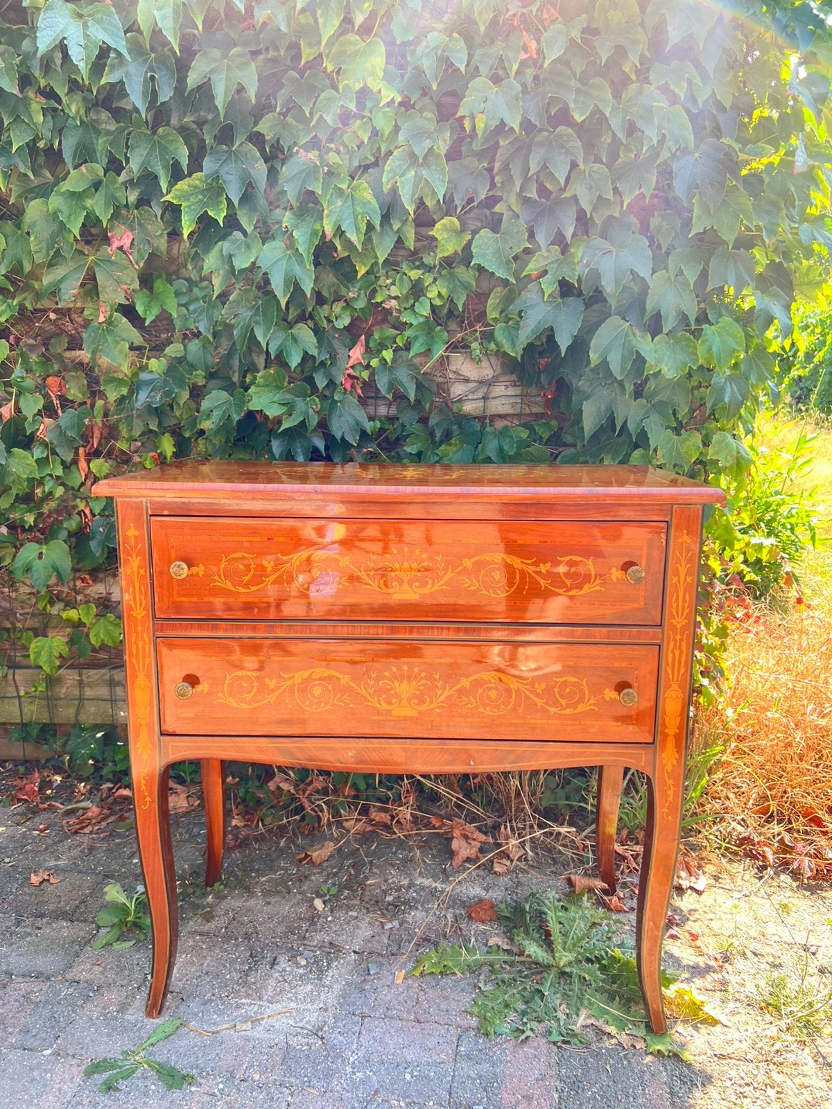 Antieke commodes, klokken, spiegel, lampen…, Ophalen