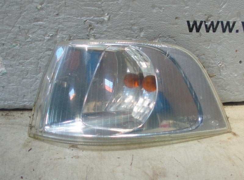 CLIGNOTANT GAUCHE Volvo S40 (VS) (01-1995/12-2004), Rixbecker Straße 75
59552  Lippstadt, DE, Info@forvia.com, HELLA GmbH & Co. KGaA