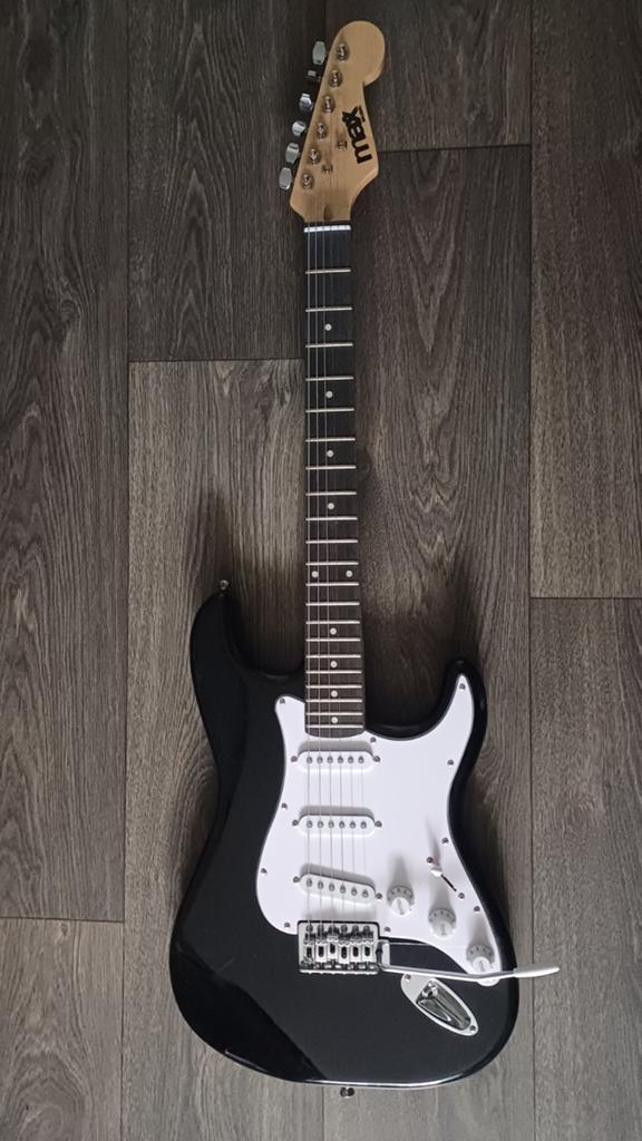 Guitare avec accessoires, Musique & Instruments, Enlèvement, Utilisé, Avec ampli