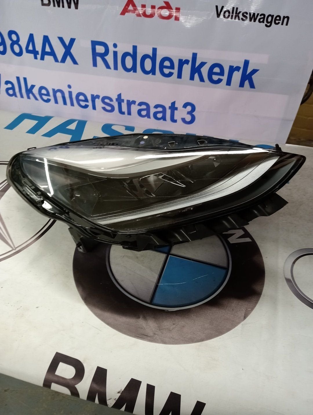 Koplamp Tesla Model 3Y Projector Matrix 151495300C Rechts, Gebruikt, -, Overige automerken, -