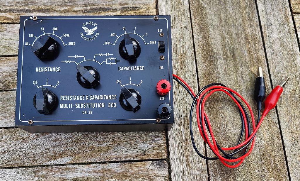 Vintage EAGLE RC substitution box, Ophalen, Gebruikt, Elektriciteit