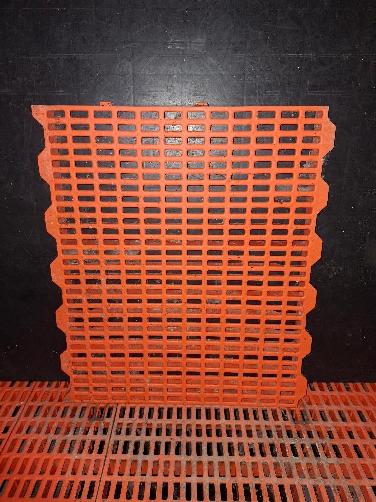 grilles à porcelets en plastique, Enlèvement, Comme neuf