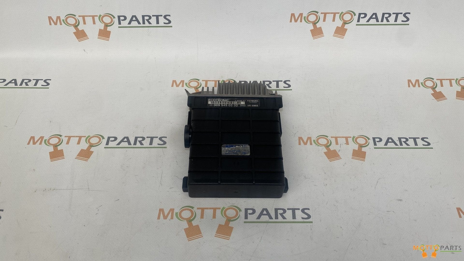 Mercedes-Benz T1 uitvoeringen ECU Motorcomputer 0095450232, Neuf, -, -, -