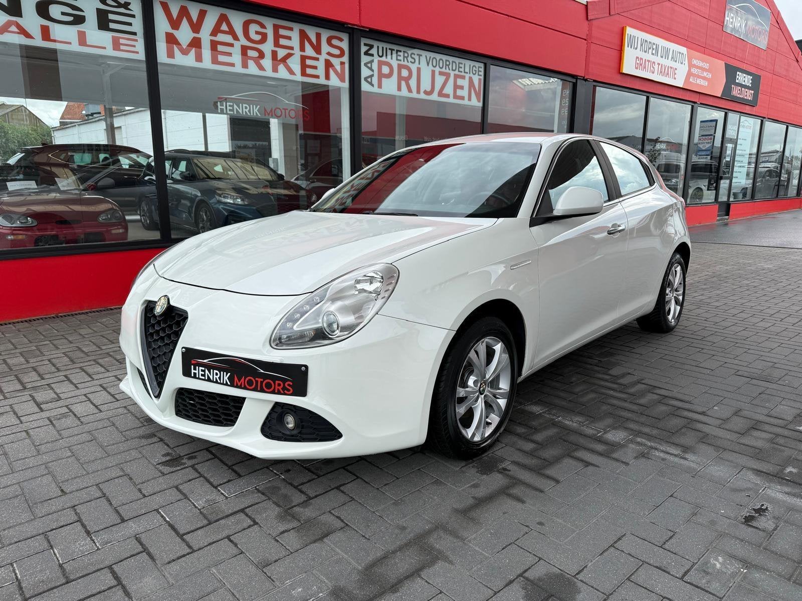 Alfa Romeo Giulietta 1.6d • Airco• [KEURING + CARPASS], Bedrijf, Diesel, Te koop, Giulietta