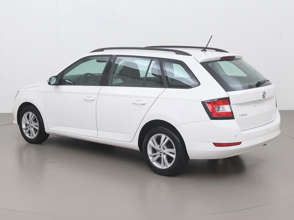 Skoda Fabia combi TSI ambition 95, Autos, Achat, Entreprise, Boîte manuelle, Verrouillage central