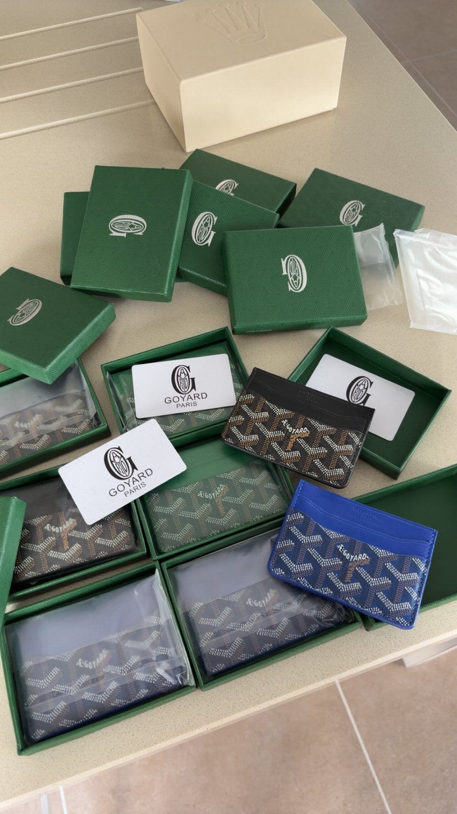 Titulaires de la carte Goyard, Envoi, Neuf, Bleu, Cuir