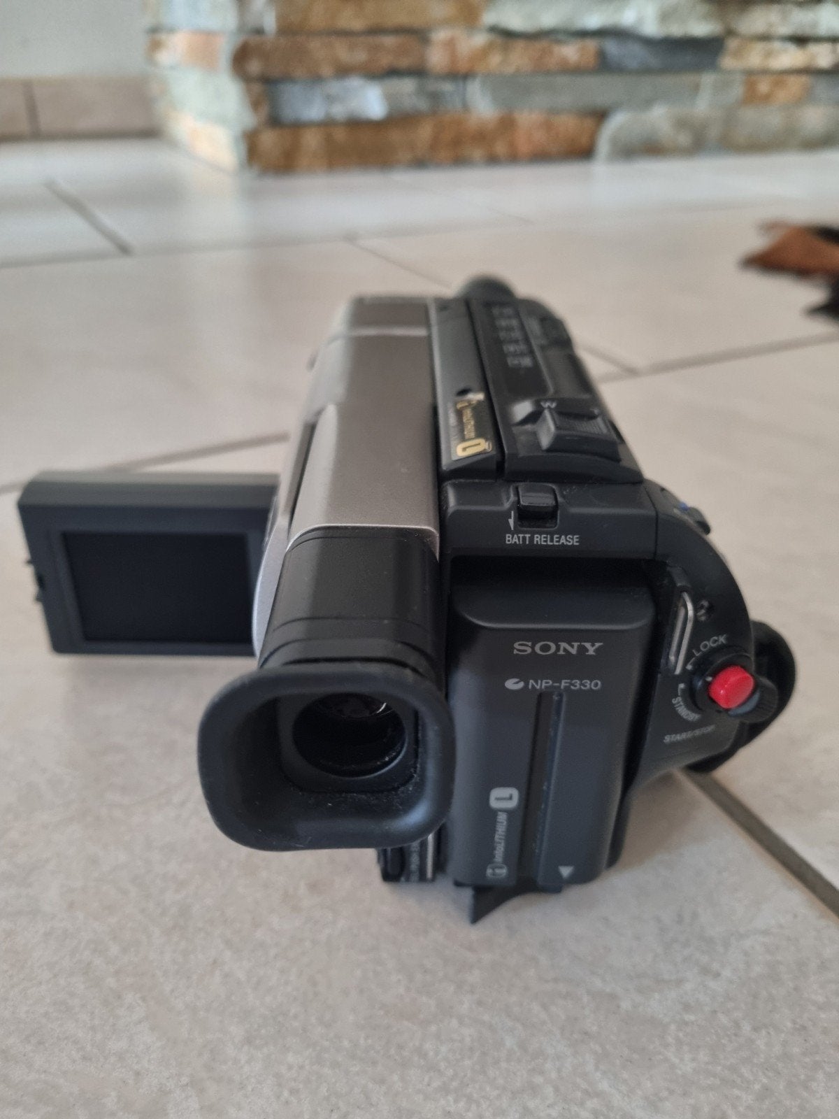 Sony Handycam Video8 XR CCD-TRV57E PAL – werkende videocamer, Gebruikt, Overige soorten, Ophalen of Verzenden, Sony