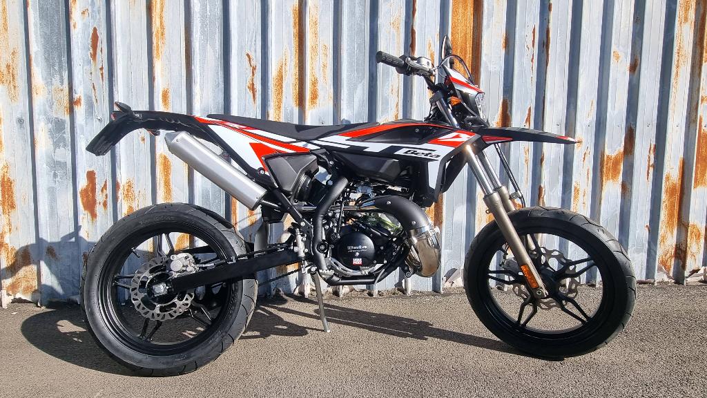 Beta - RR Motard 50 – Black, Overige merken, 6 versnellingen, Nieuw, 49 cc