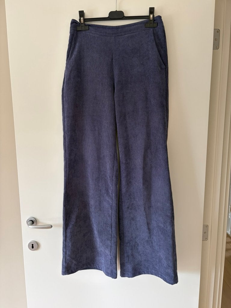 Corduroy broek Black Rose maat M, Kleding | Dames, Maat 38/40 (M), Black Rose, Blauw, Ophalen of Verzenden