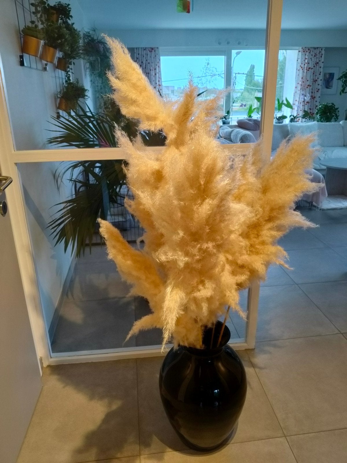 vase en verre noir avec plumes de pampa, Enlèvement