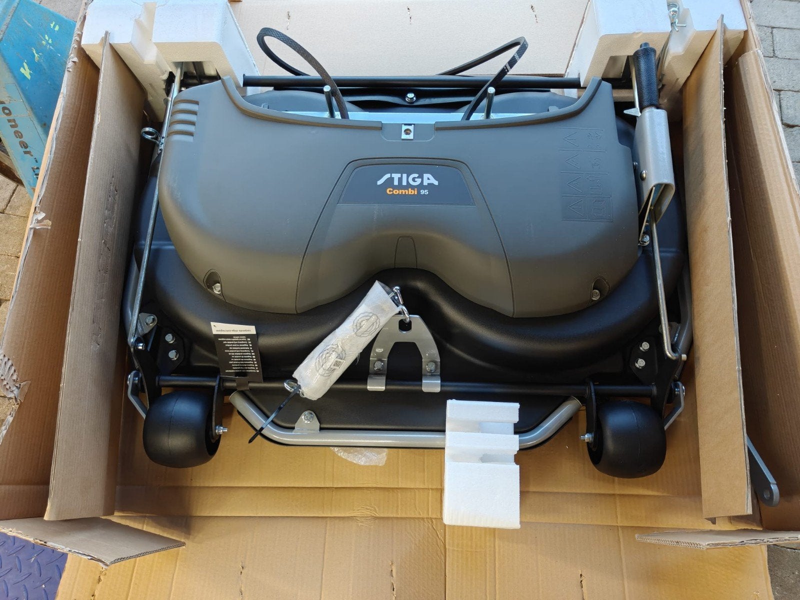 Zitmaaier stiga park ranger 18Honda 2cilinder👉nieuw maaidek, Tuin en Terras, Ophalen