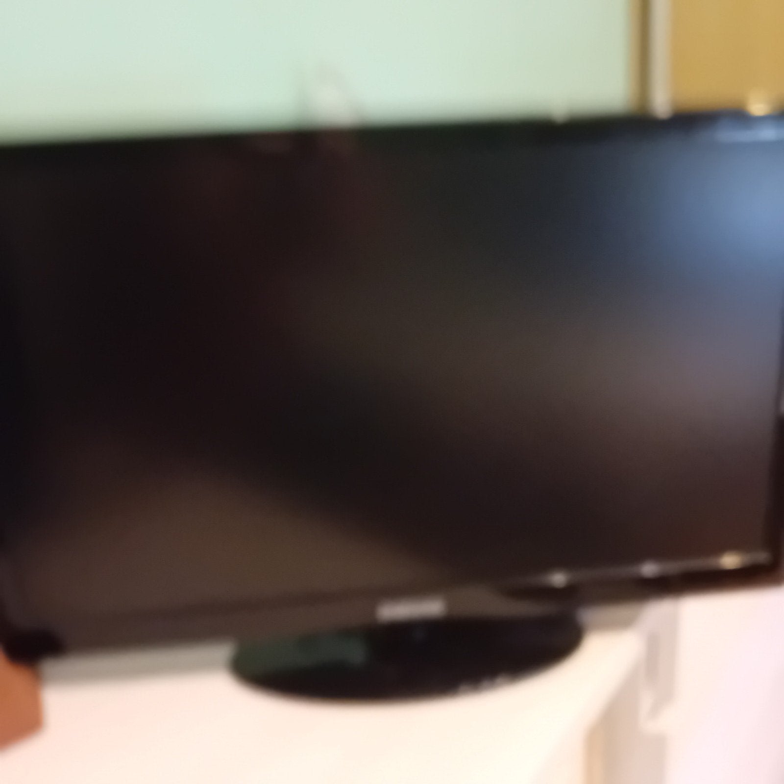 A saisir!!! Tv samsung 22" avec télécommande.