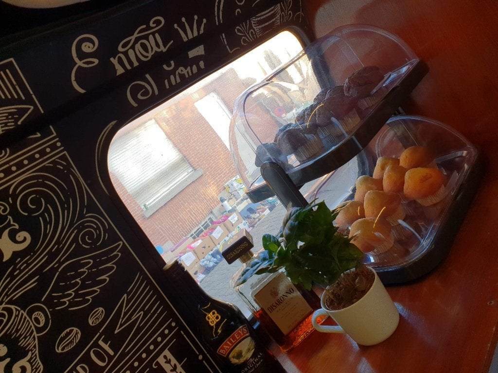 1967 Bourgeois Pullman B50 (ingericht als koffie foodtruck), Ophalen
