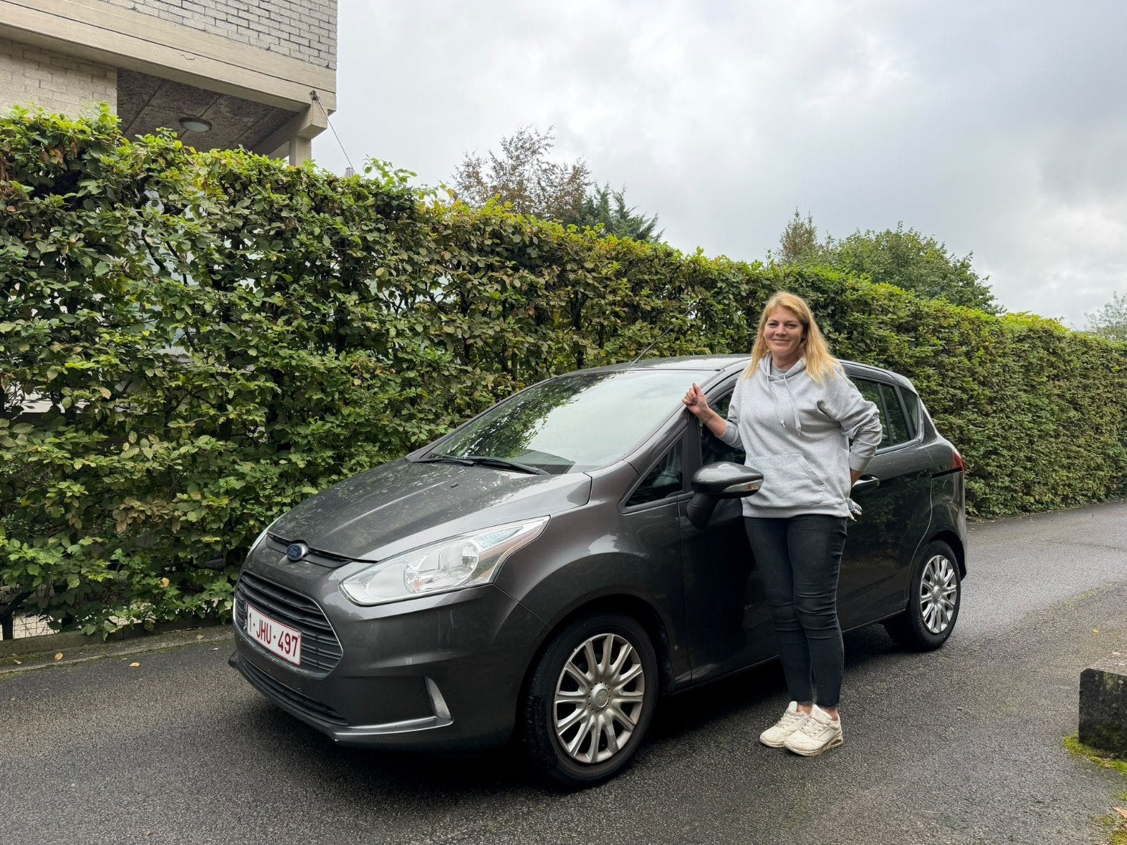 Ford B-Max à vendre — Construit en 2017
Je vends mon Ford B-, Achat, Euro 6, Noir, 5 portes
