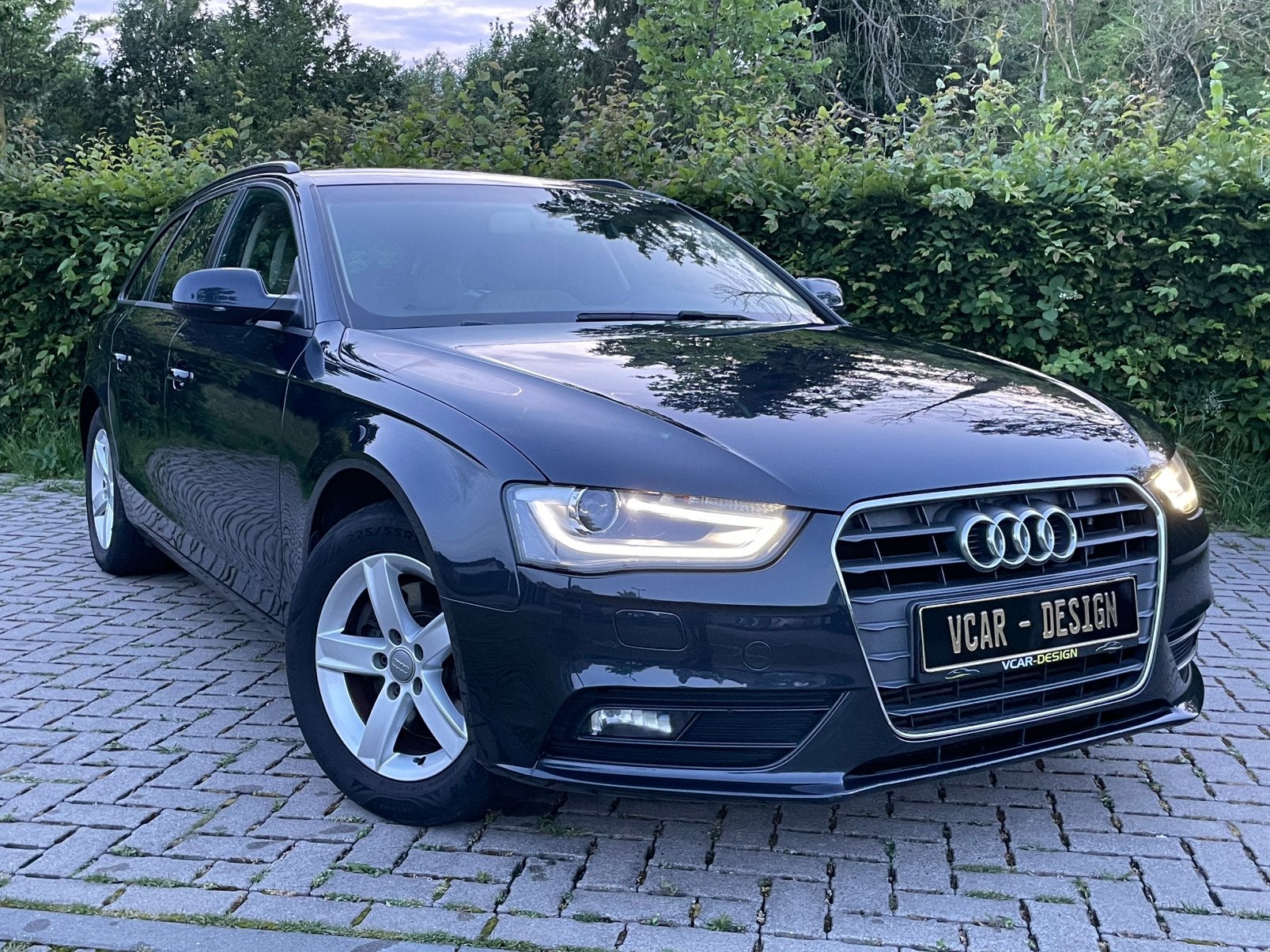 Audi A4 break 1.8 TFSI 2015 Benzine met historiek, Euro 5, Beige, 4 cilinders, A4