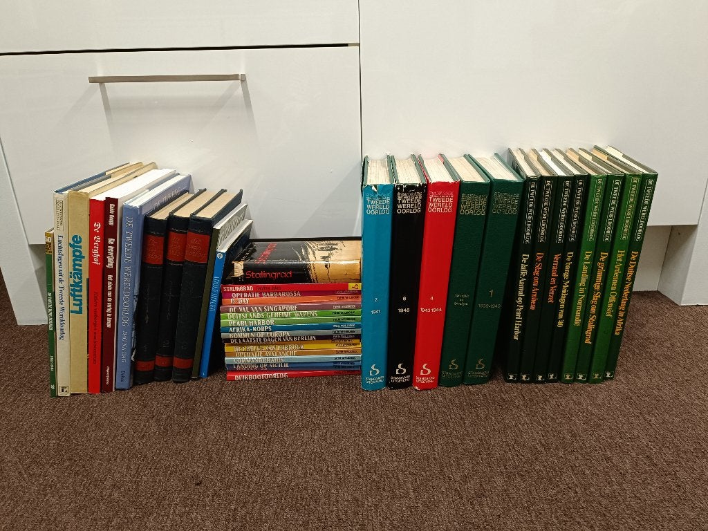 Groot lot WO II boeken, Boeken, Ophalen, Tweede Wereldoorlog, Gelezen, Algemeen