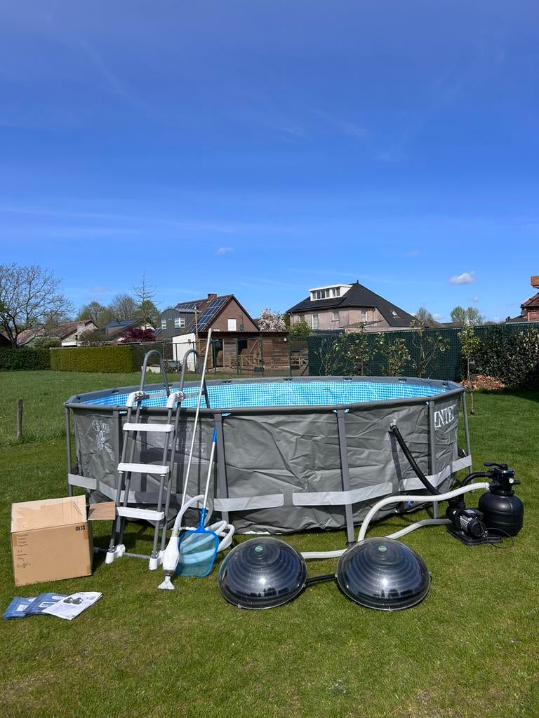 Intex zwembad zo goed als nieuw compleet zand/glasfilter, Ophalen, 80 tot 120 cm, Rond, 300 cm of meer