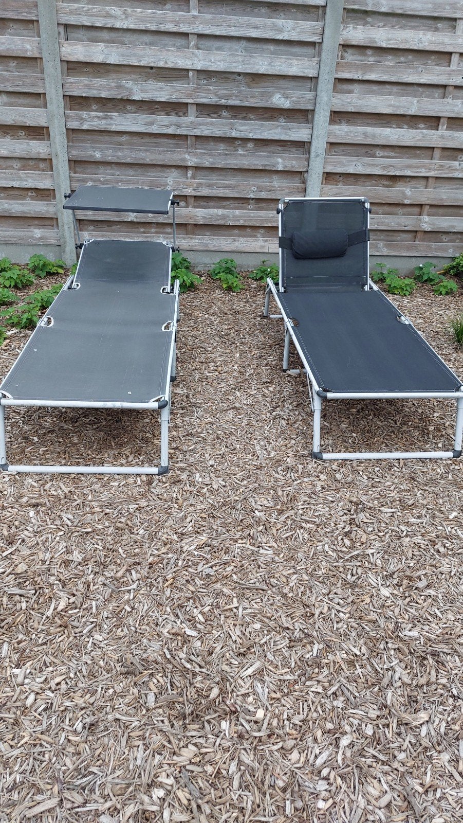 2 ligbedden, Tuin en Terras, Ligbedden, Ophalen, Gebruikt, Aluminium, Verstelbaar