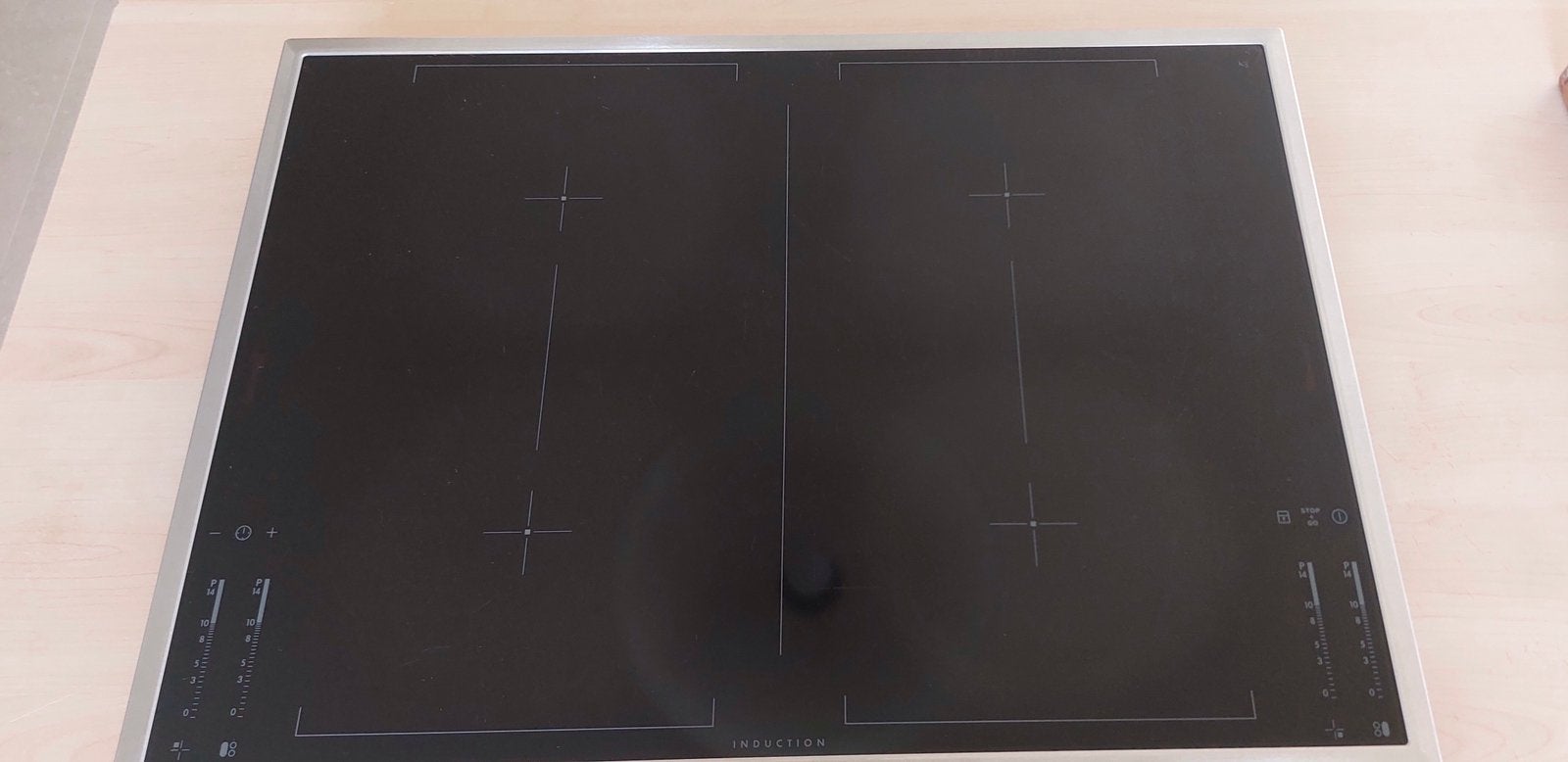 Extra ruime en robuuste AEG inductiekookplaat, Electroménager, 4 zones de cuisson, Encastré, Enlèvement, Utilisé