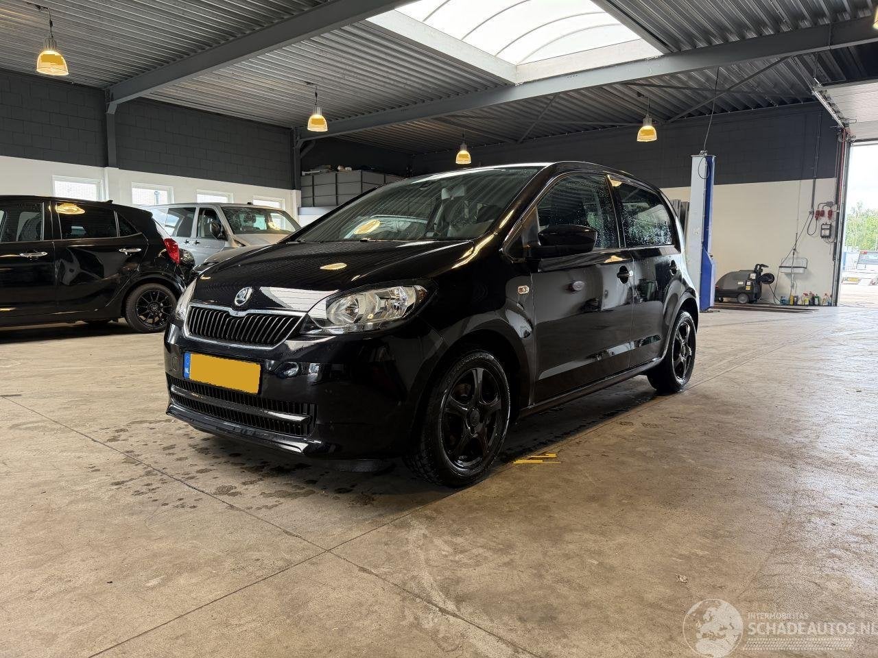 Skoda Citigo 1.0 Skoda Citigo 1.0 NAP (bj 2017), Auto diversen, Ongevalwagen, Infoline@skoda-auto.cz, Zwart, Handgeschakeld, Skoda