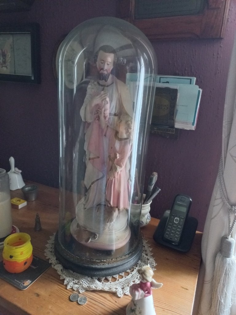 Stolp met heilige, Enlèvement