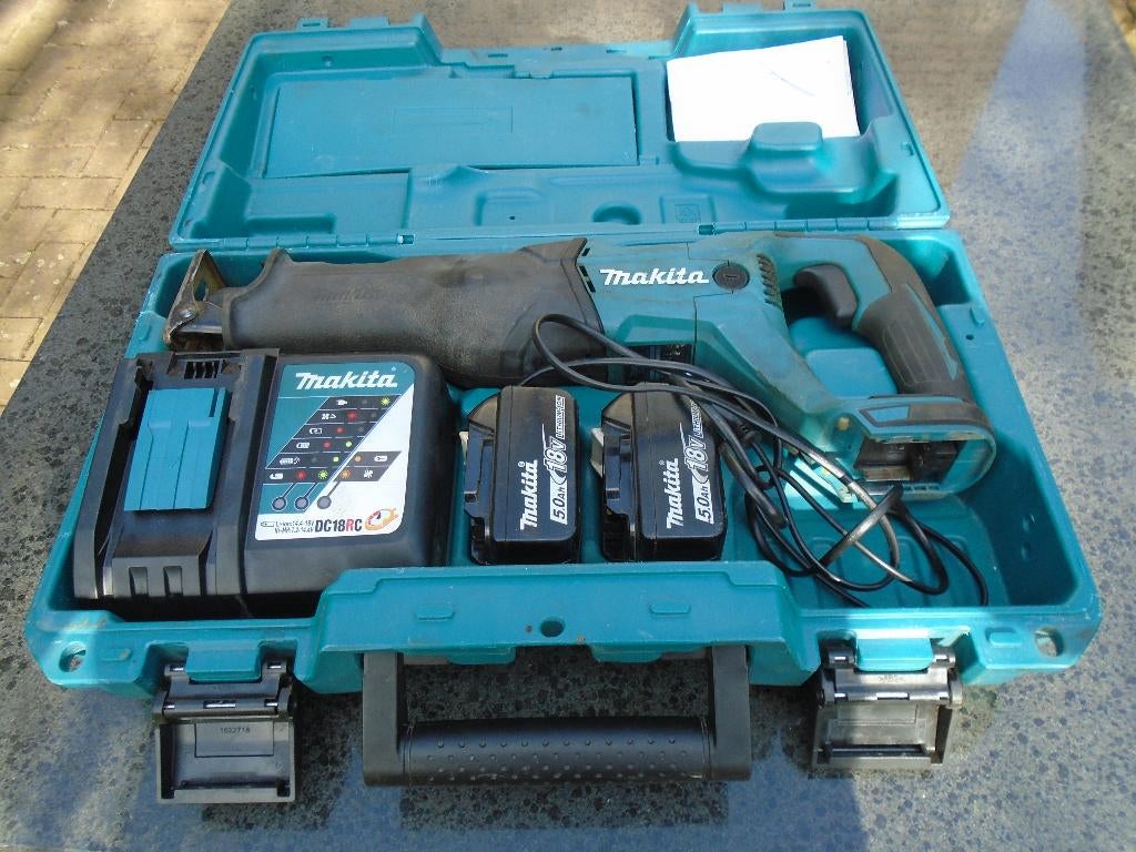 Reciprozaag, zaag, zaagmachine. Makita., Doe-het-zelf en Bouw, Ophalen, Gebruikt, 70 mm of meer, 600 tot 1200 watt