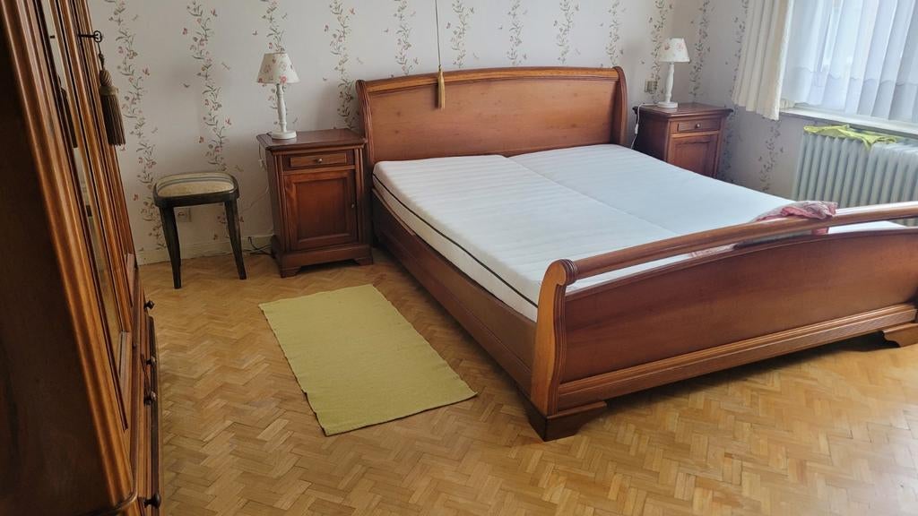 Klassieke slaapkamer, Huis en Inrichting, Slaapkamer | Complete slaapkamers, Ophalen