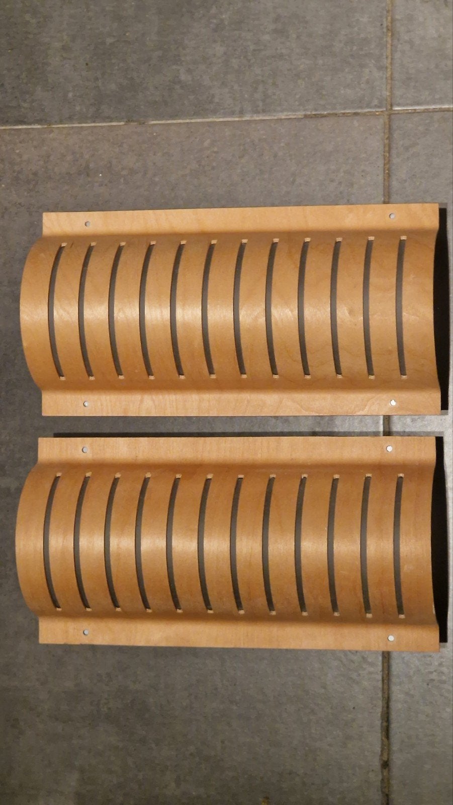 2 lampes appliques en bois (30cm de haut) avec ampoules eco, Enlèvement, Bois