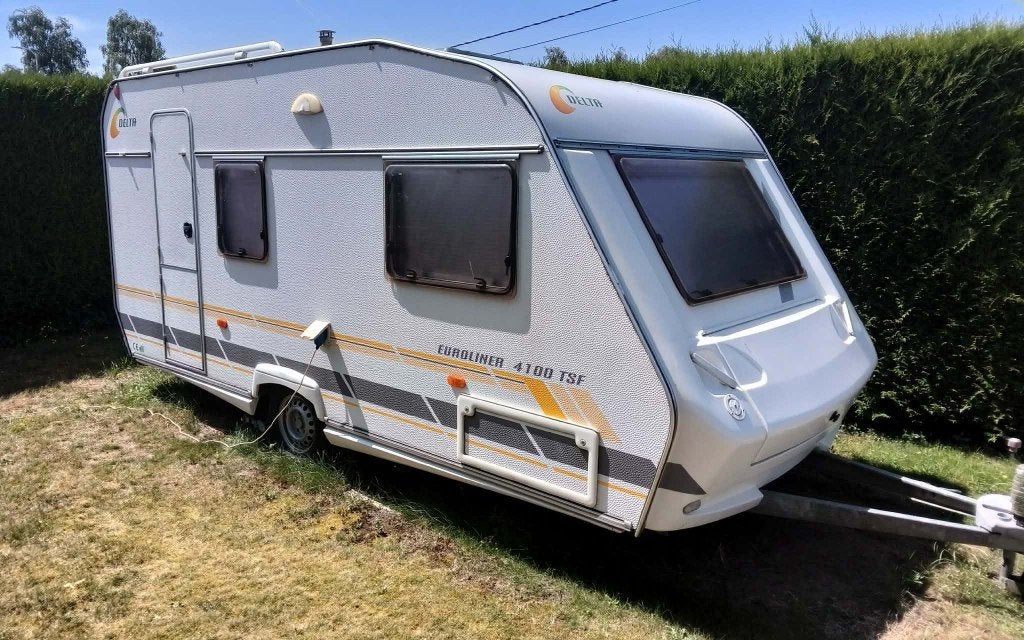 caravan delta chateau euroliner 4700 TSF, Jusqu'à 4, Chateau, 5 à 6 mètres, Particulier