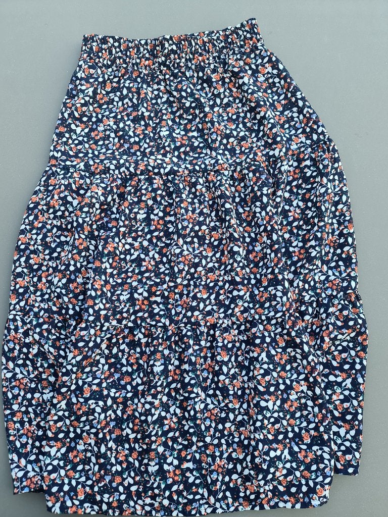 Rok met bloemen, Bel&Bo, 134, Kinderen en Baby's, Kinderkleding | Maat 134, Ophalen, Zo goed als nieuw