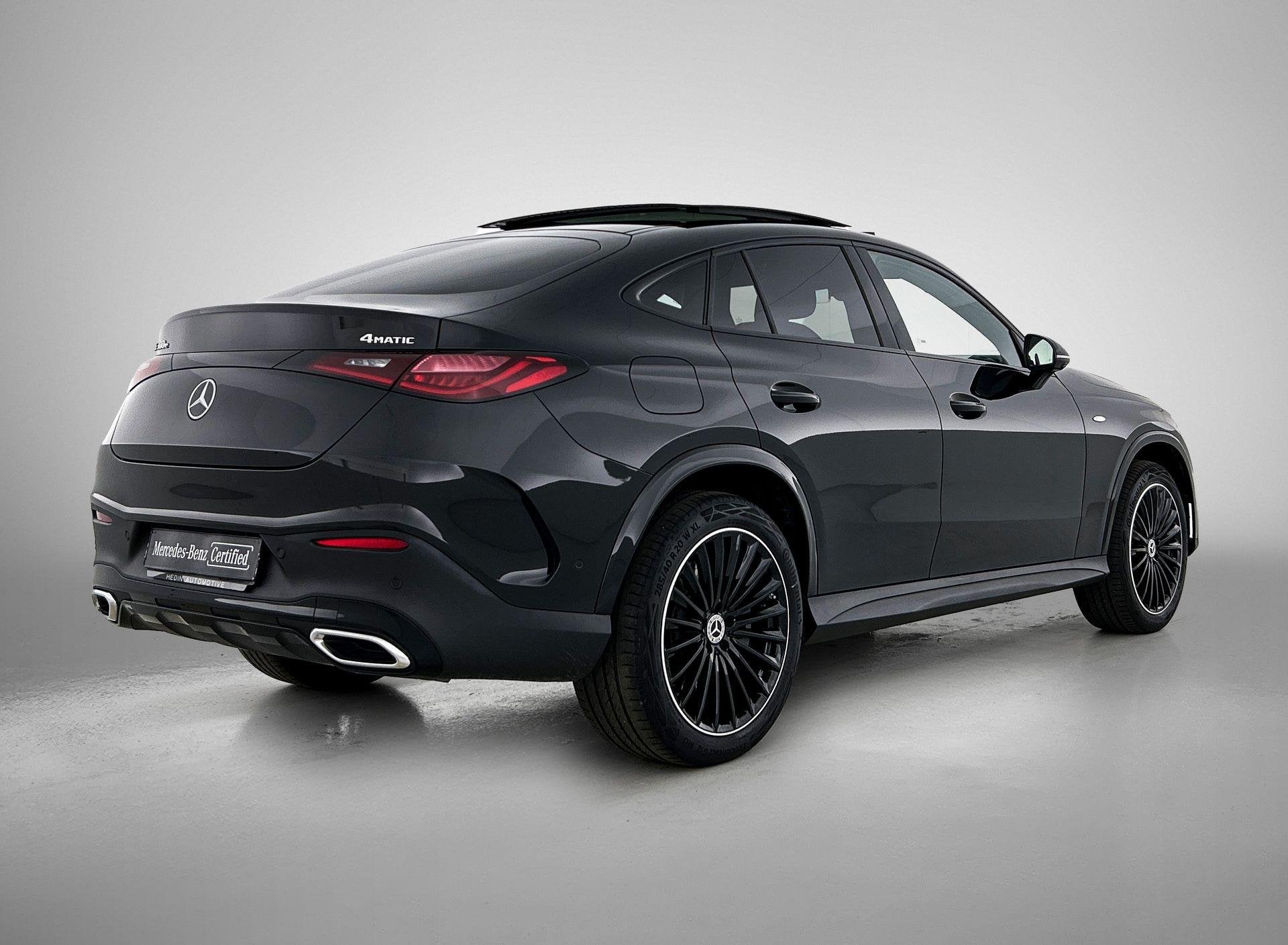 Mercedes-Benz GLC-klasse 300 e 4Matic Coupé AMG Line | Pano, Auto's, Automaat, Dealer onderhouden, Gebruikt, Zwart