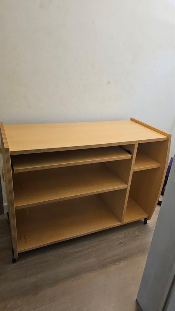 Bureau, Ophalen