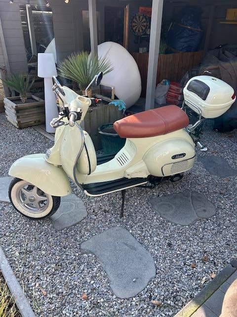 Motion Overig Nesco Abruzzi 125cc 2.813 Km, Fietsen en Brommers, Gebruikt, 125 cc, Motion