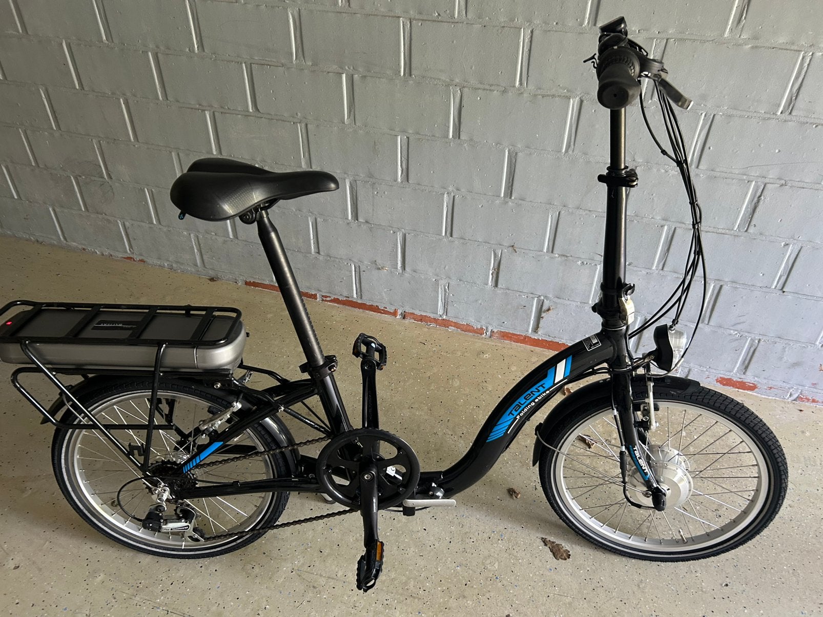 Elektrische Plooifiets talent, Ophalen, Zo goed als nieuw
