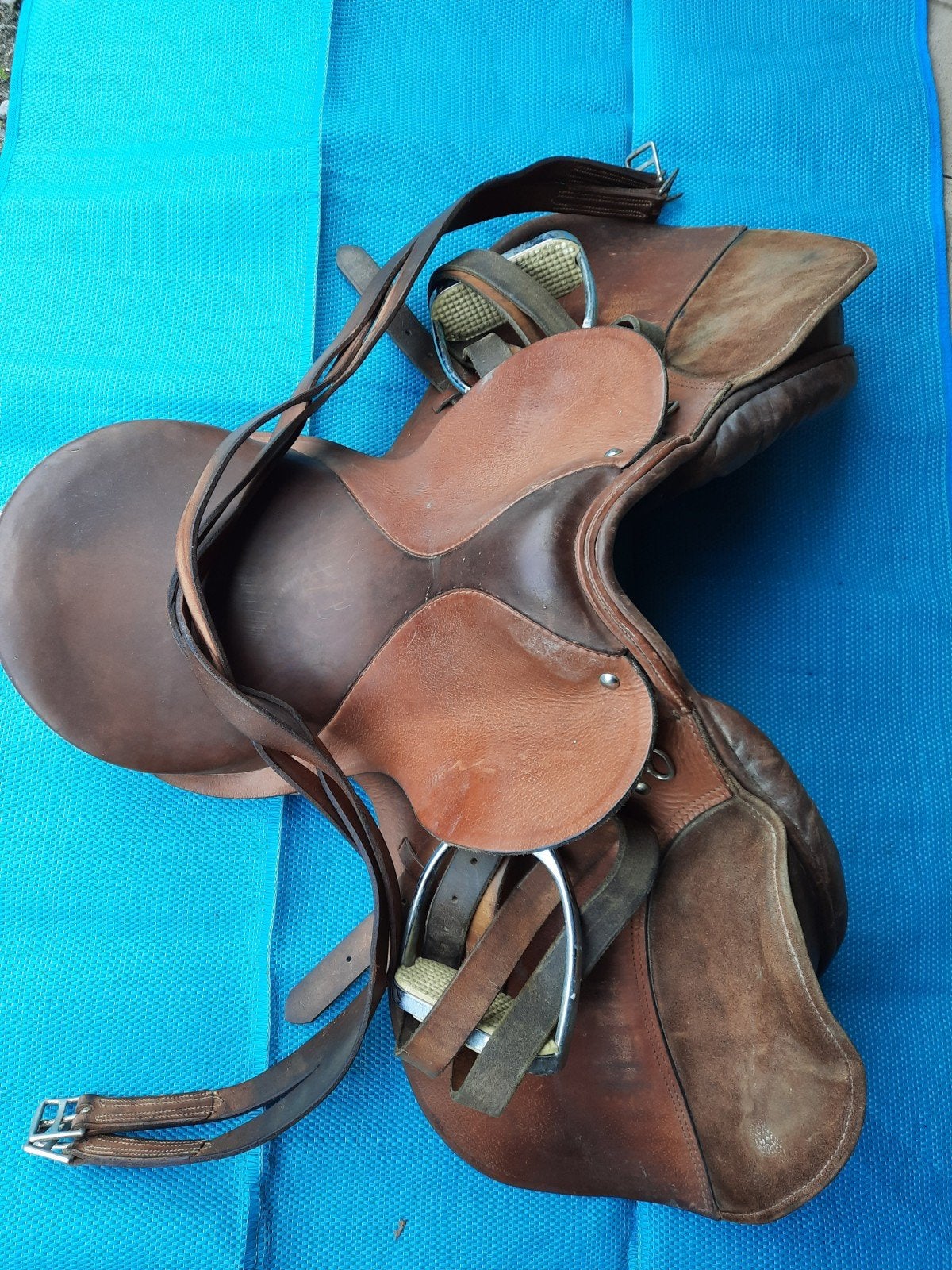 2 selles pour chevaux, Dieren en Toebehoren, Paarden en Pony's | Zadels, Ophalen