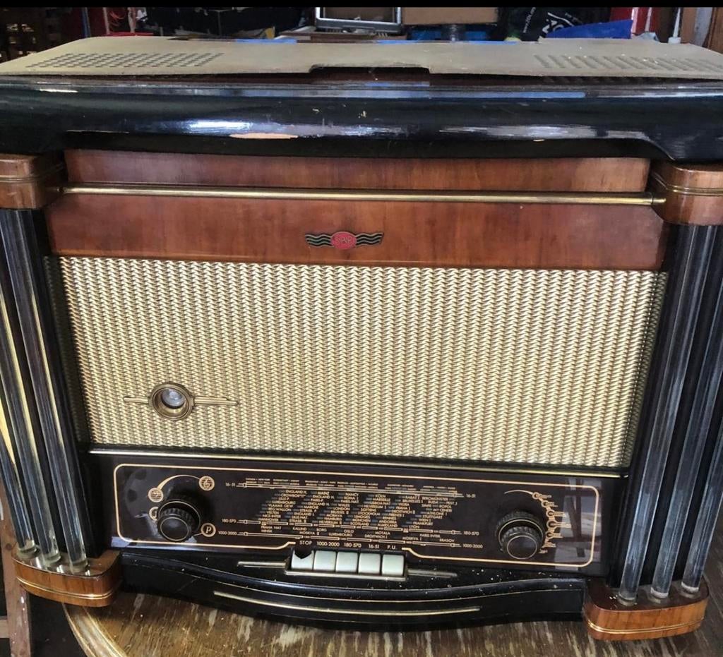 Vintage radio uit de jaren 50-60 met platenspelers, Antiek en Kunst, Ophalen