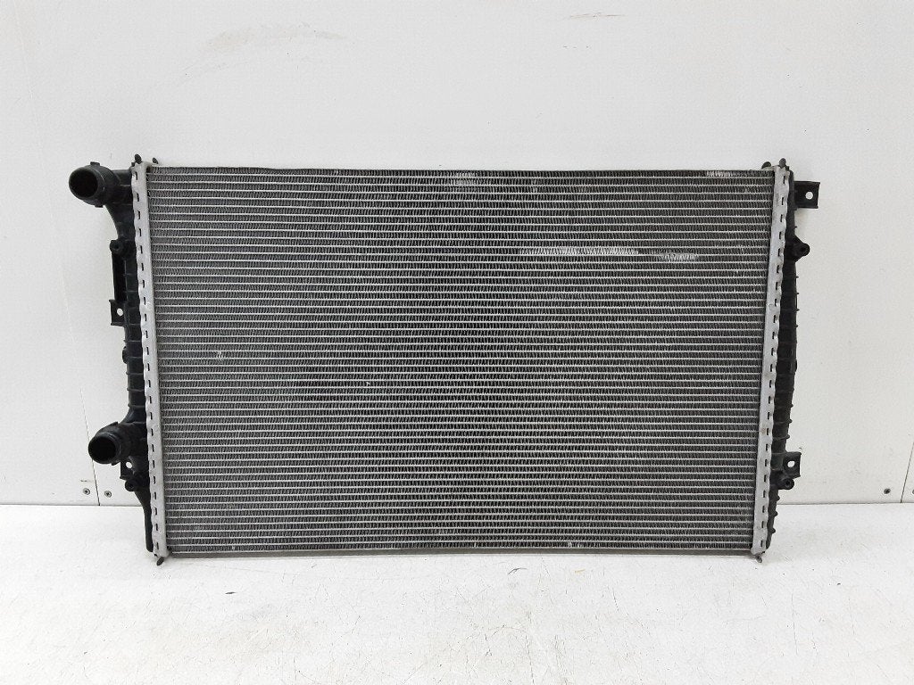 RADIATEUR EAU Volkswagen Caddy Combi IV (5K0121253H), Volkswagen, Volkswagen AG, Utilisé, Kundenbetreuung@volkswagen.de