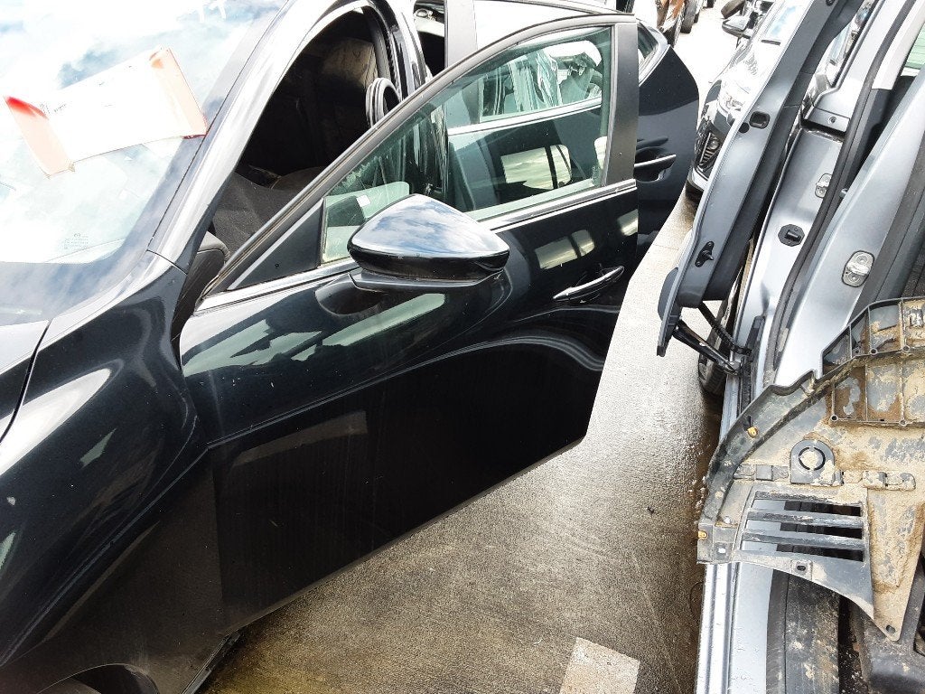 PORTE AVANT GAUCHE Mazda 3 Sport (BP) (01-2018/-), Hitdorfer Straße 73
51371  Leverkusen, DE, Mazda, Utilisé, Porte