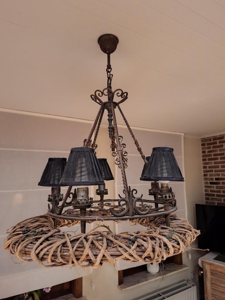 Kroonluchter, hanglamp, luster in smeedijzer en riet, Enlèvement, Comme neuf, Métal, Landelijk