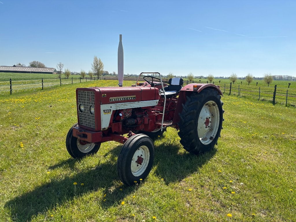 McCormick Intl 323, Articles professionnels, Enlèvement